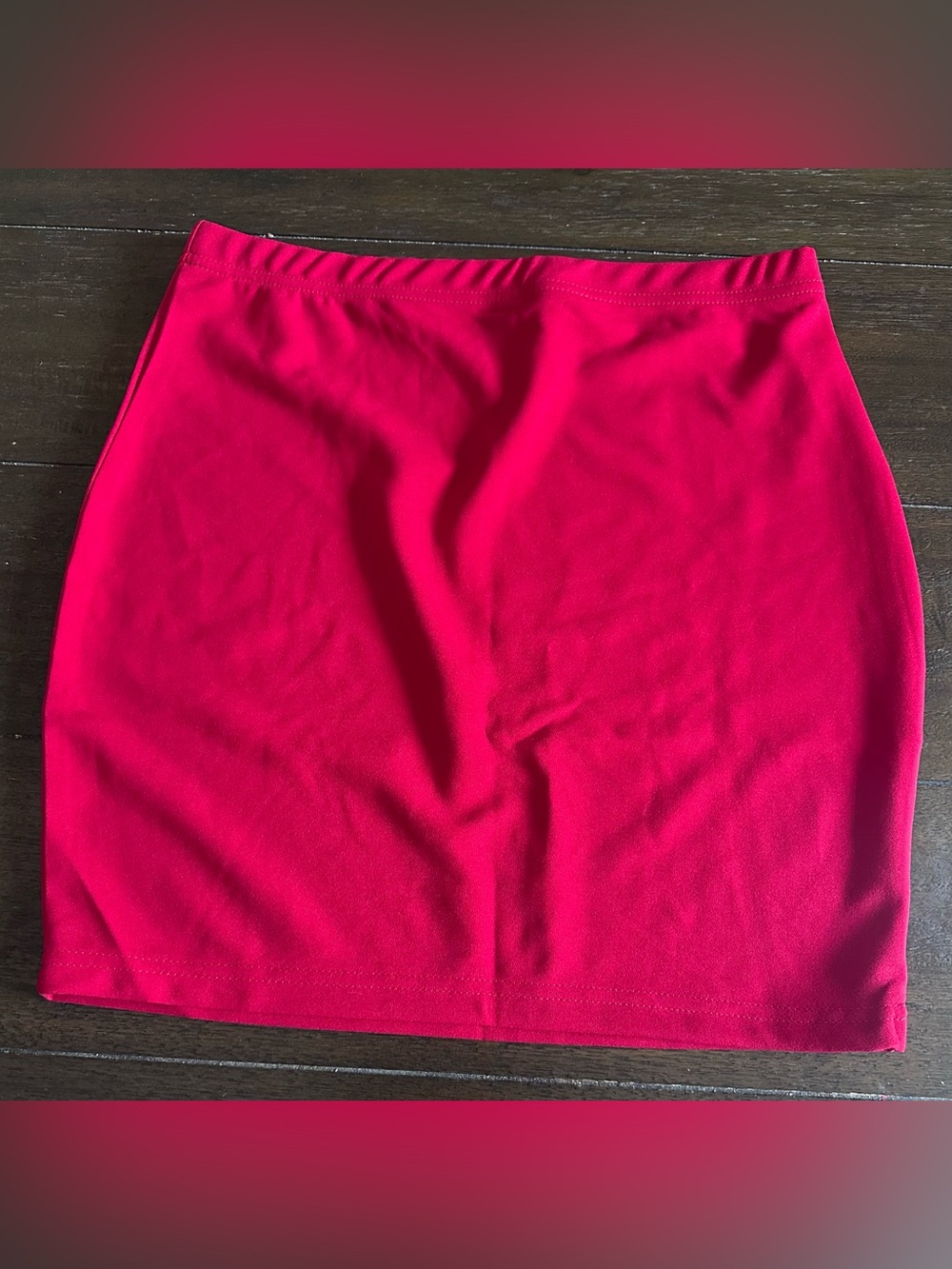 Red mini skirt “M”